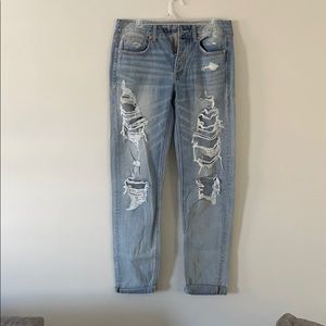 American Eagle tomgirl jeans